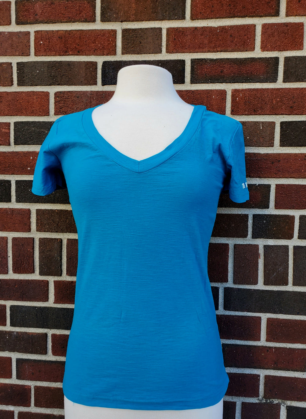 V-neck T-shirt